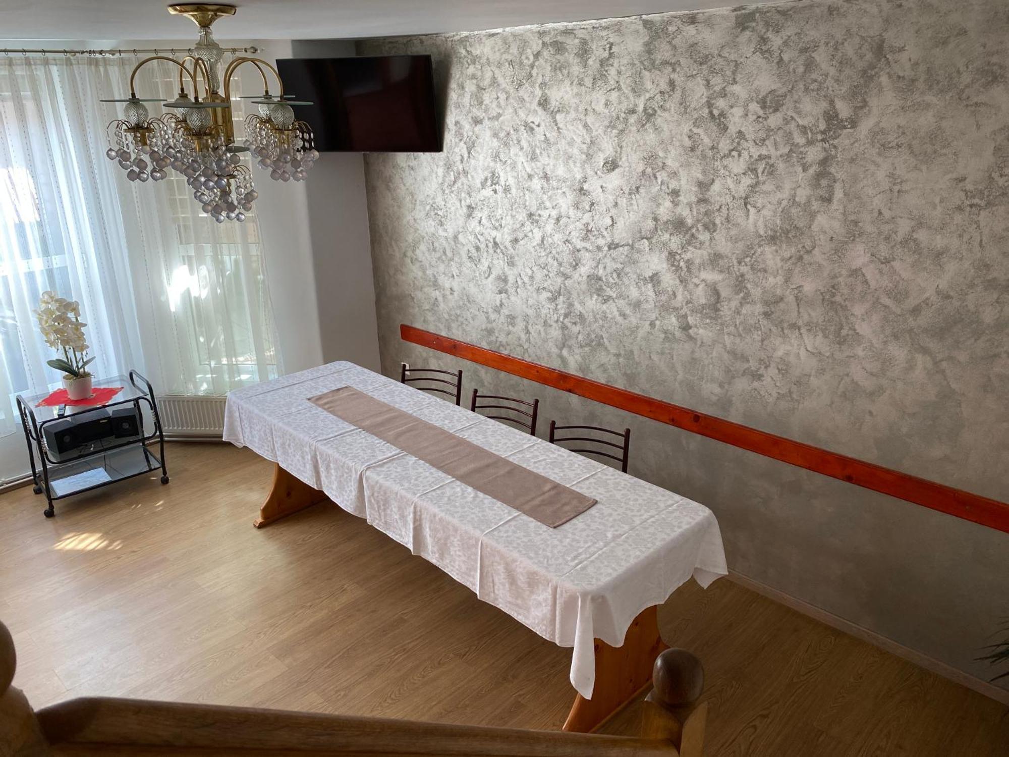 Pensiunea Razvan Gura Rîului Exteriör bild